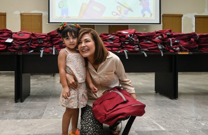 Beneficia DIF Cajeme a más de 3 mil estudiantes con la entrega de útiles escolares para el ciclo 2024-2027