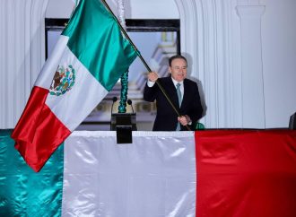 Ante 30 mil personas, Gobernador Durazo conmemora ceremonia de 214 Aniversario de Grito de Independencia