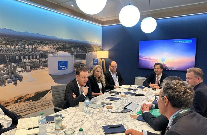 Gobernador Durazo promueve el Plan Sonora en Gastech 2024 y atrae interés internacional