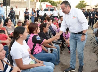 Cumple Toño Astiazarán a familias de San Bosco con Centro de Respuesta Inmediata