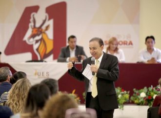 Destaca Gobernador Durazo promoción del Plan Sonora para formación de estudiantes de la UES