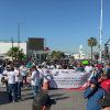 Marchan Galleros en Sonora por peleas de gallos