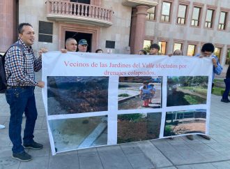 Piden solución a problemas de drenaje en Jardines del Valle