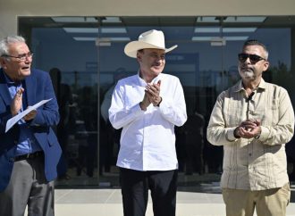 Lleva Gobernador Durazo mejoras en vivienda, educación e infraestructura a familias de SLRC y Peñasco