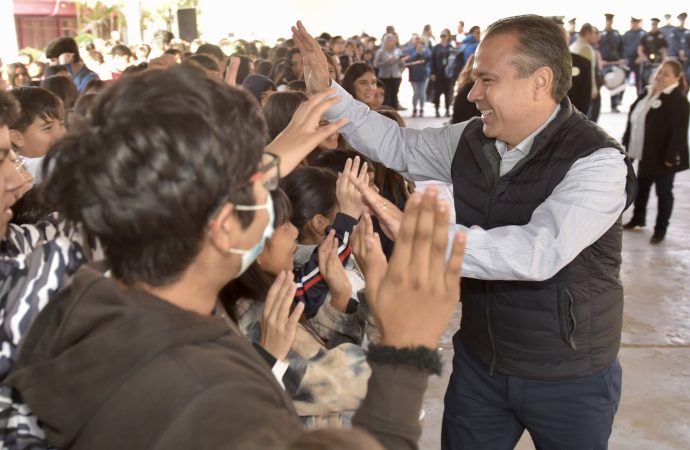 Lleva Antonio Astiazarán el programa Reciclase a la Secundaria Técnica 57