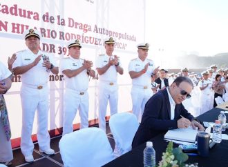 Gobernador Durazo potencia al Puerto de Guaymas con primer barco para mantenimiento de rutas marítimas en México