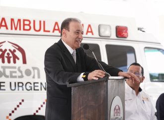 Gobernador Durazo fortalece a Isssteson con ocho nuevas ambulancias y respaldo presupuestal