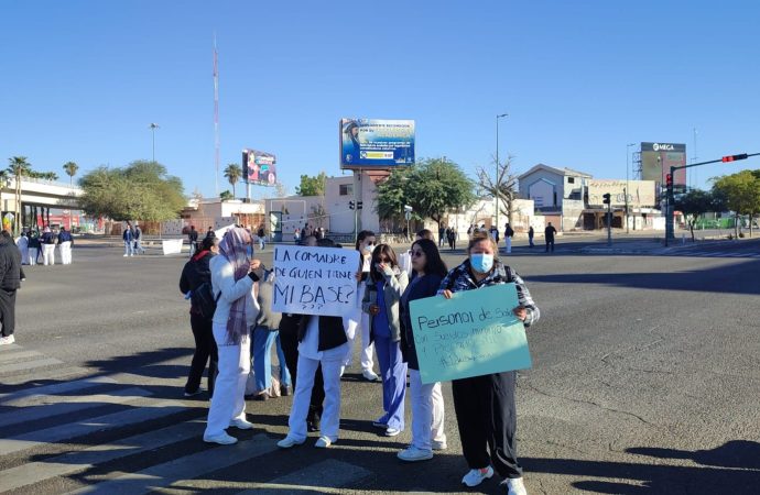 Exigen trabajadores de la Salud certidumbre laboral