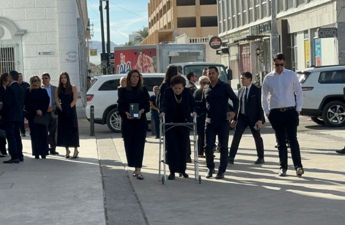 Realizan homenaje a Samuel Ocaña