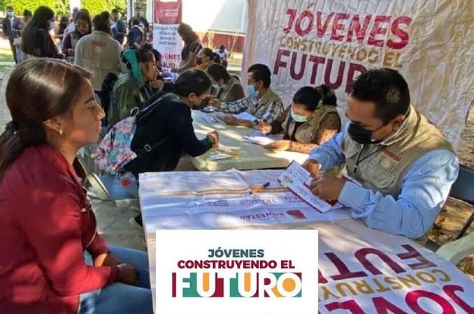 Inicia la entrega de tarjetas para beneficiarios de “Jóvenes Construyendo el Futuro”