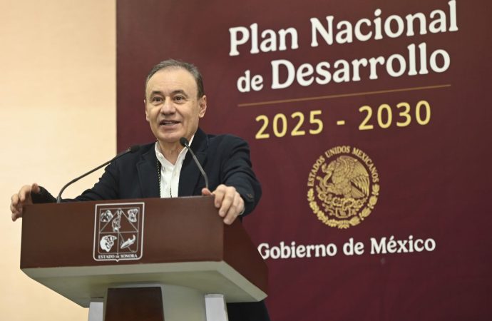 Gobernador Durazo y Canciller De la Fuente clausuran Foros de Consulta para el Plan Nacional de Desarrollo 2025-2030