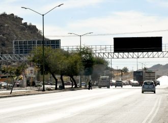 Mantiene innovación Toño Astiazarán, están listos arcos de seguridad vial con pantallas Led