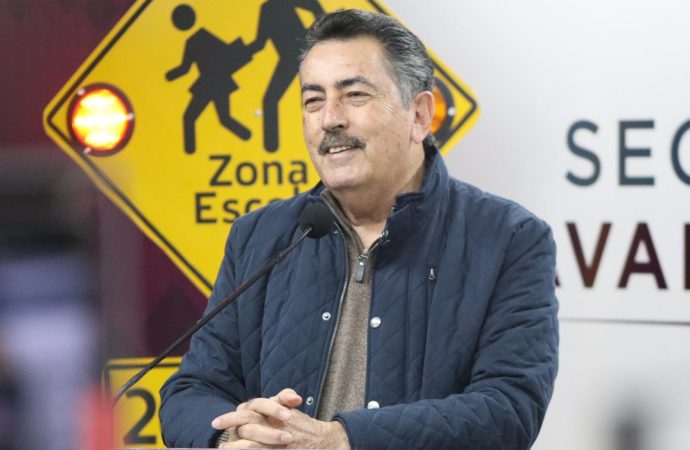 Pone en marcha Javier Lamarque programa de señalización vial en zonas escolares de Cajeme