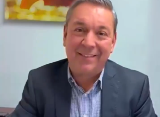 Aaron Grajeda se lanza por la rectoría de la UNISON