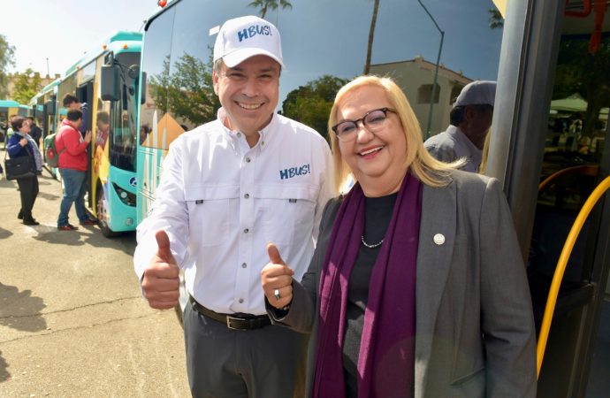 Arranca Toño Astiazarán H Bus gratuito para estudiantes universitarios