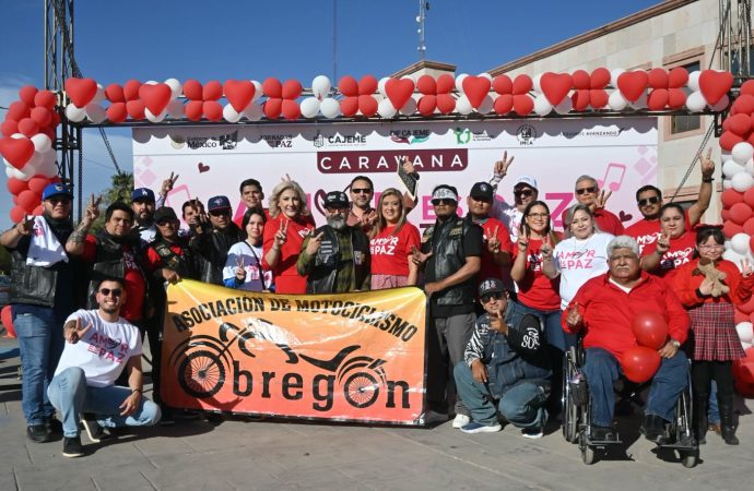 Cientos de cajemenses participan en la caravana “Amor es Paz” promoviendo la unión y la empatía
