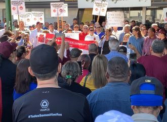 Trabajadores de Radiosa exigen pago de salarios y prestaciones