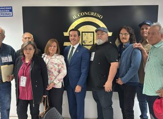 David Figueroa exige retirar rejas que cierran la colonia Racquet Club en Hermosillo