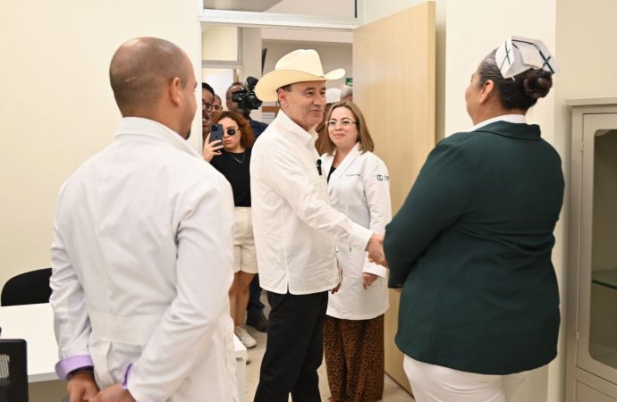 Gobernador Durazo y Presidenta Sheinbaum fortalecen salud en Sonora con contratación de 210 médicos especialistas