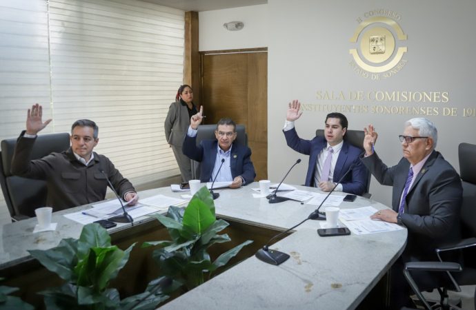 Buscan llevar más servicios públicos a colonias de los municipios