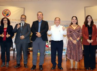 Presentan propuestas candidatos a la rectoría a la comunidad de Nogales