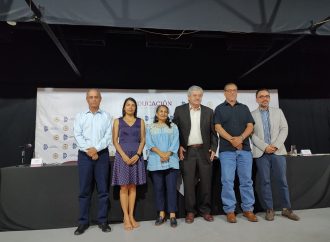 Presentan el libro “Escúchame” del Colegio de Sonora