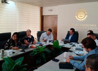 Entablan agenda de trabajo académicos y diputados para estudiar temas de migración