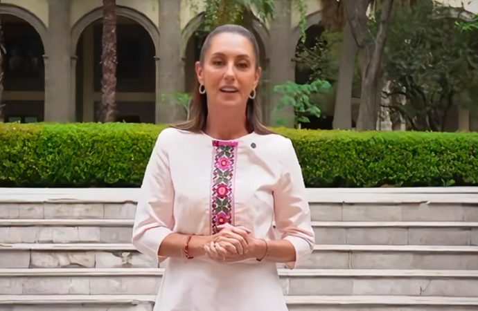 Claudia Sheinbaum felicita a las madres mexicanas: “es tiempo de mujeres”