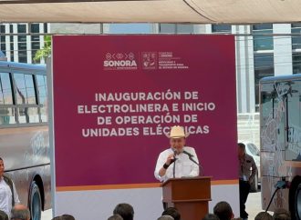 Sonora avanza hacia la electromovilidad: Durazo inaugura electrolinera y entrega camiones eléctricos