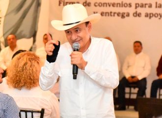 Navojoa es sede de apoyos históricos al campo; Durazo y Jorge Elías encabezan firma de convenios