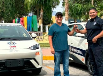 Renuncia alcalde Pancho Platas a su sueldo y compra patrullas eléctricas y rehabilita casa de la cultura en Moctezuma