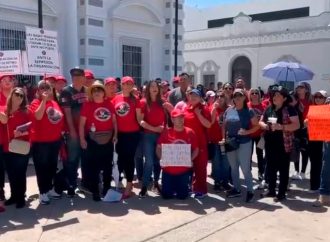 Se suman maestros sonorenses a movilización nacional