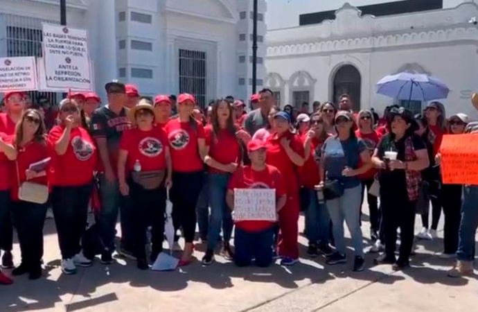 Se suman maestros sonorenses a movilización nacional