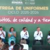 Encabeza gobernador Durazo entrega de uniformes gratuitos