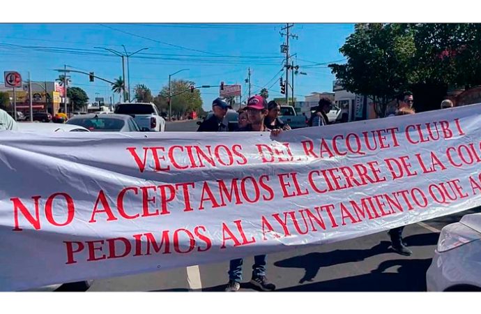 Polémica en Hermosillo por cierre de calles en la colonia Raquet Club