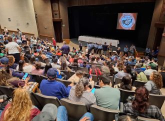 Rechazan trabajadores y empleados de la UNISON promover huelga