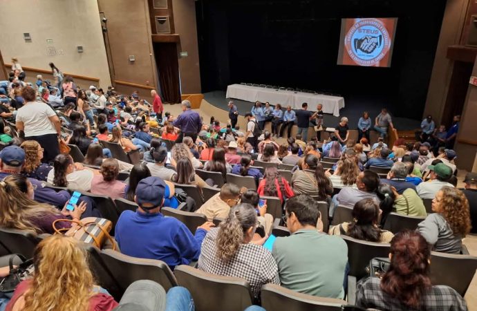 Rechazan trabajadores y empleados de la UNISON promover huelga