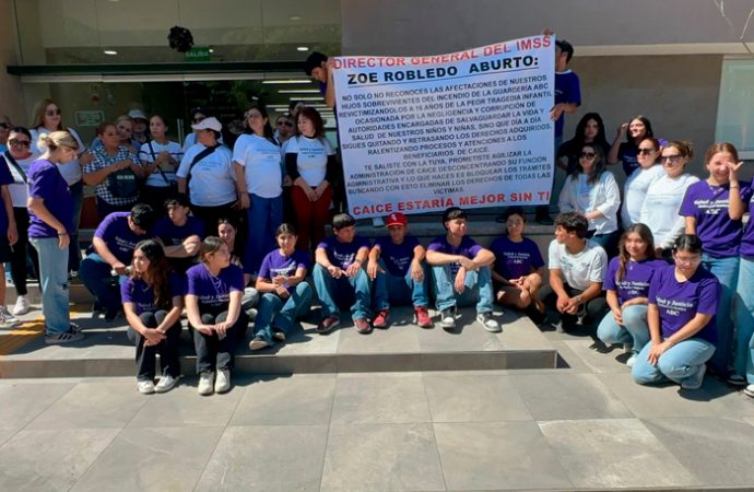Piden jóvenes ABC ser reconocidos como lesionados ante el IMSS