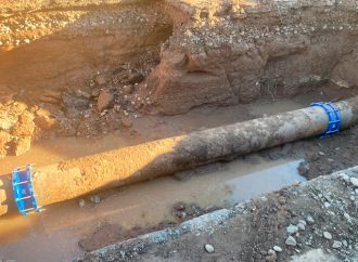 Repara OOMAPASC fuga en línea principal y restablece servicio de agua en zona centro-norte de Ciudad Obregón