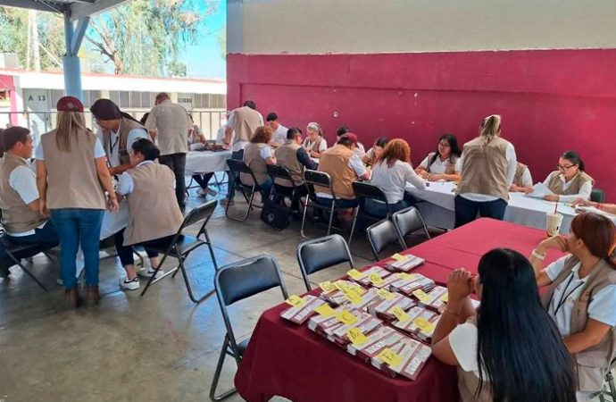 Son 700 tarjetas de becas que no se han recogido en Hermosillo