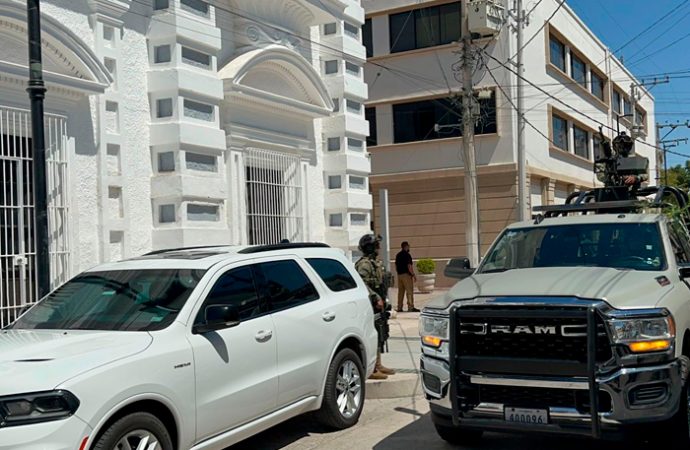 Detienen a tres por muerte de mujer en fuego cruzado en Cajeme