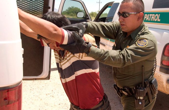 Rescatan a 17 migrantes entre Sonora y Arizona; uno de ellos menor de edad