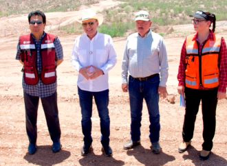 Cumple gobernador Durazo a habitantes de la sierra; supervisa avances de carretera Bavispe–Nuevo Casas Grandes