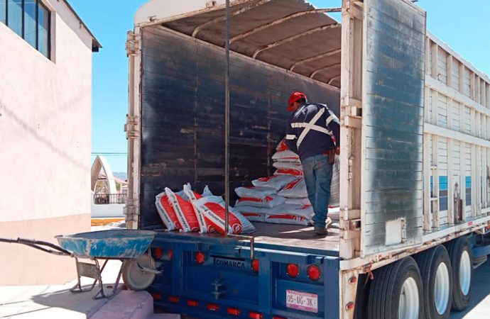 Avanza en un 42 por ciento programa federal de entrega de fertilizantes