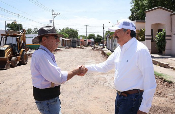 Supervisa Javier Lamarque avances y calidad de trabajos de obras en proceso de pavimentación