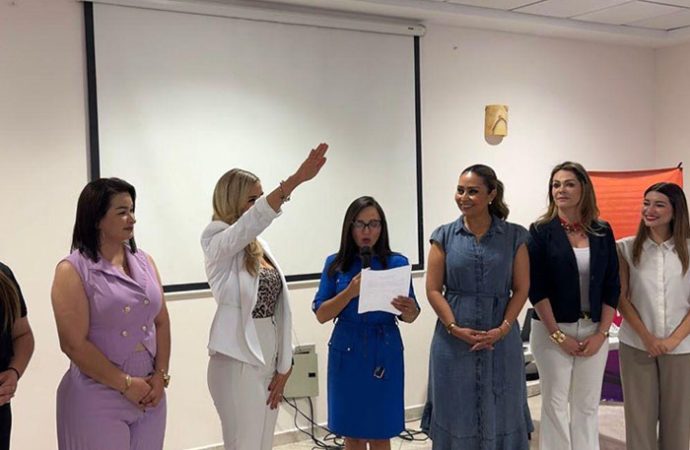 Las mujeres vienen a sumar y multiplicar en cada rincón de Sonora: Natalia Rivera