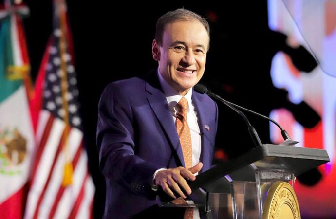 Definen Durazo y Hobbs nuevos acuerdos en semiconductores, energía y educación en cumbre Sonora–Arizona