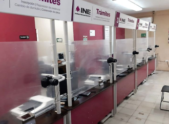 Llaman autoridades a cajemenses a renovar su INE