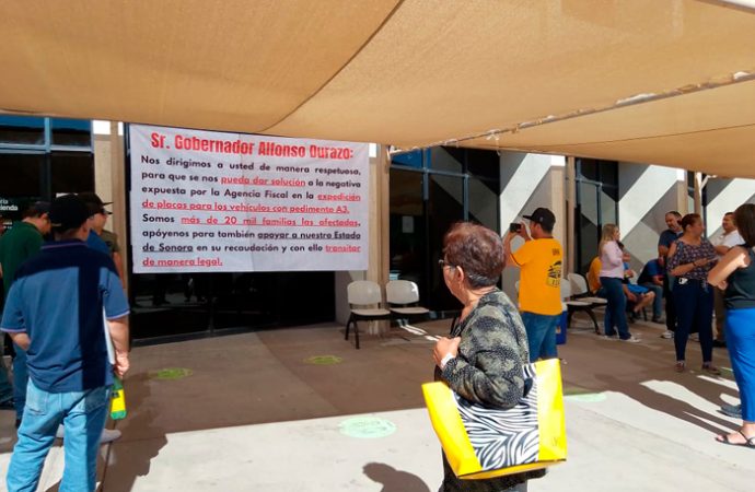 Piden placas para autos con pedimento A3