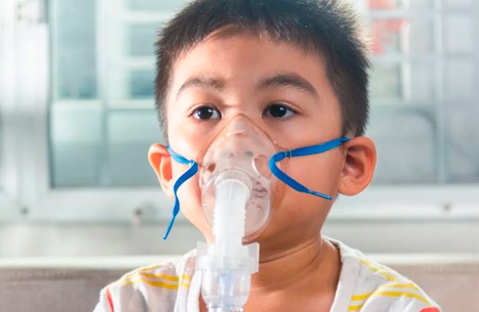 El humo puede provocar crisis de salud en personas con asma